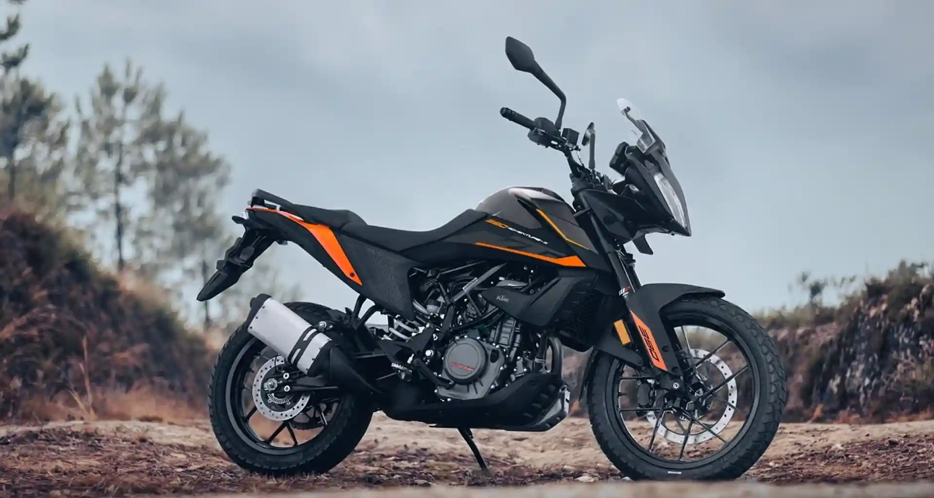 KTM 390 Adventure vs 390 Adventure X